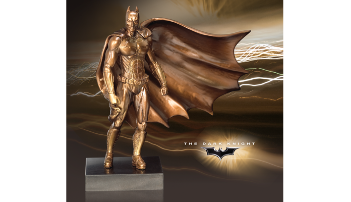 Noble Collection Dark Knight Statue